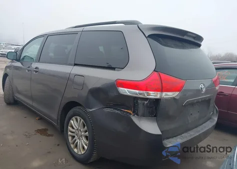 2012 Toyota Sienna Xle V6 8 Passenger из США, поврежденный, VIN 5TDYK3DC9CS261857